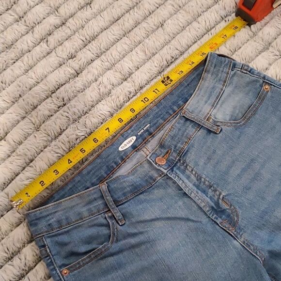 Old navy medium wash skinny jeans size 10 - Picture 7 of 7